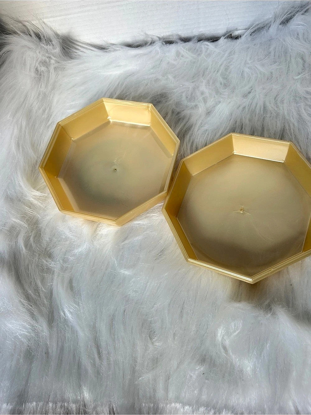 Empty Dusting Powder container.
Gold Octagonal Floral Decor - Picture 2 of 4